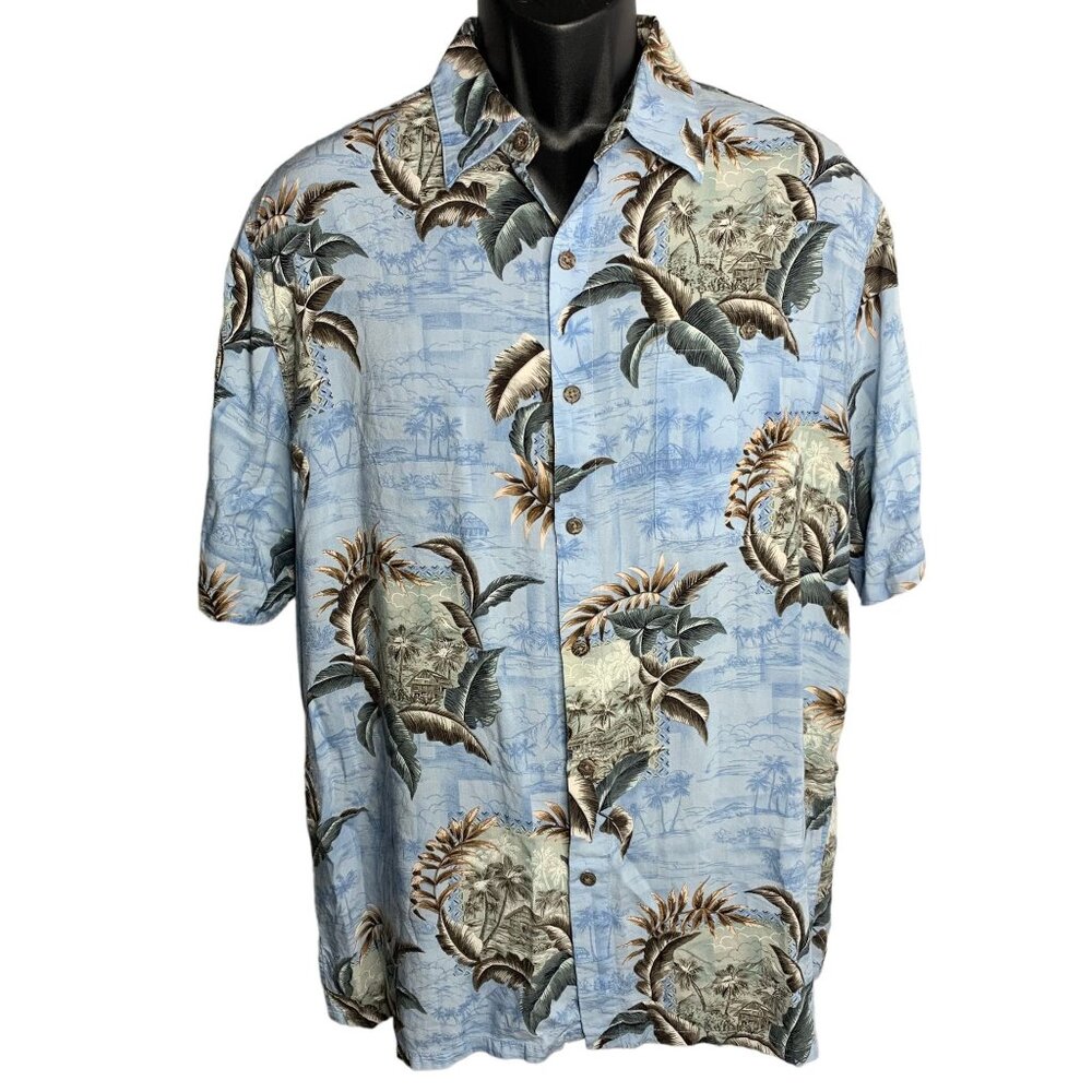 Batik Bay Button Up Hawaiian Camp Shirt L Blue Beach Pocket Short Sleeve Collar